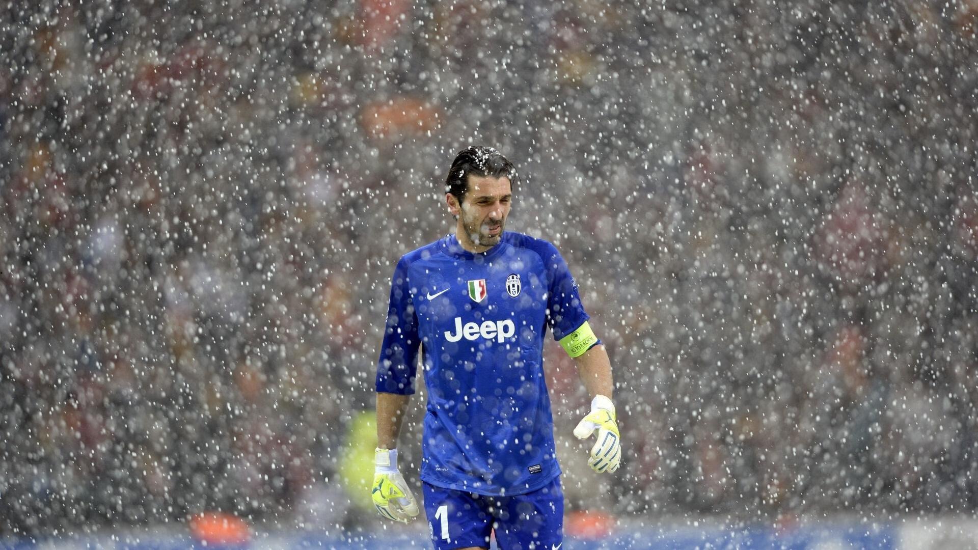 韩国新星金敏宰完成国家队首秀，身披太极旗是毕生梦想