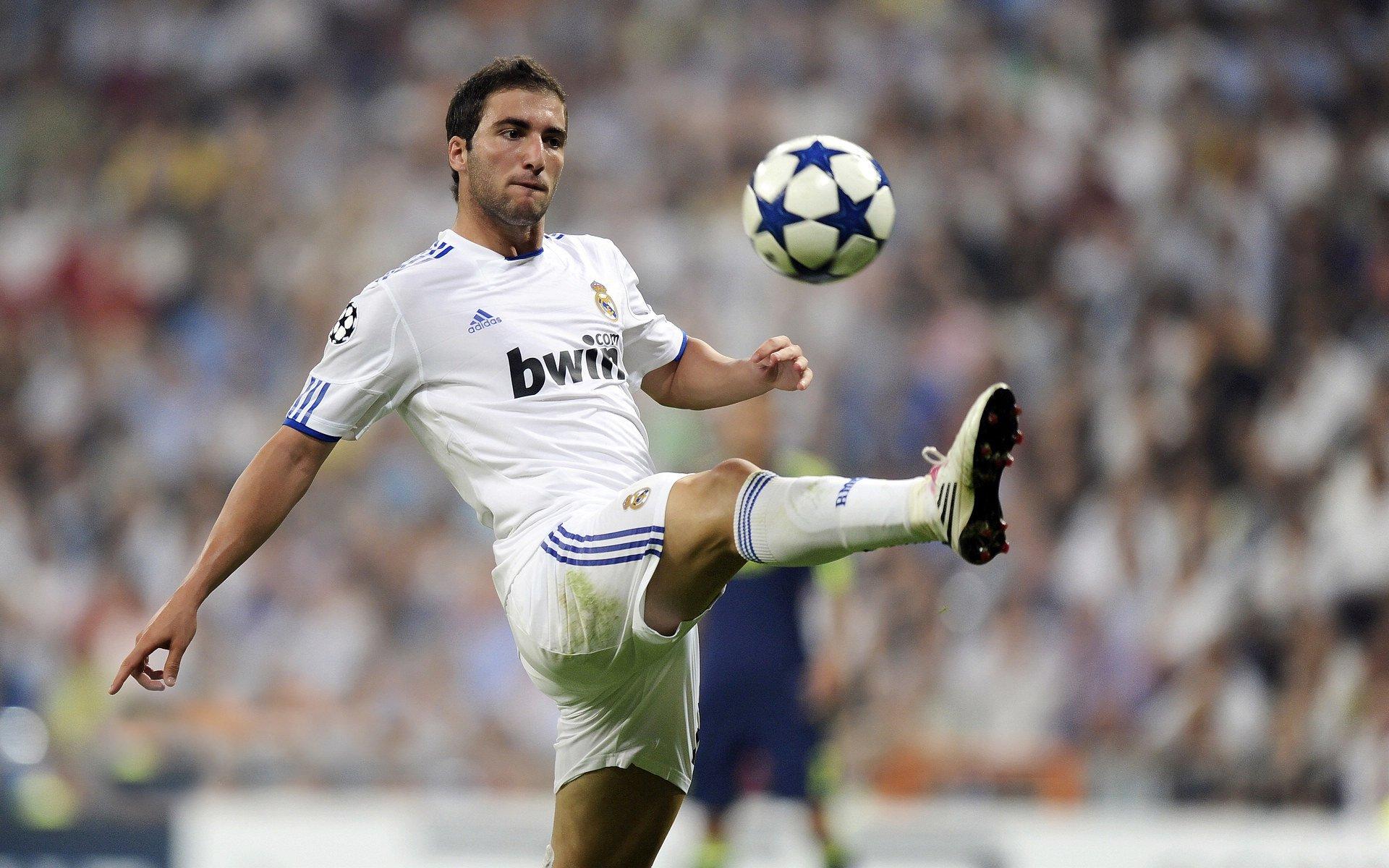 中锋的夏天,谢什科有望成为今夏第6位转会费超6000万欧的中锋