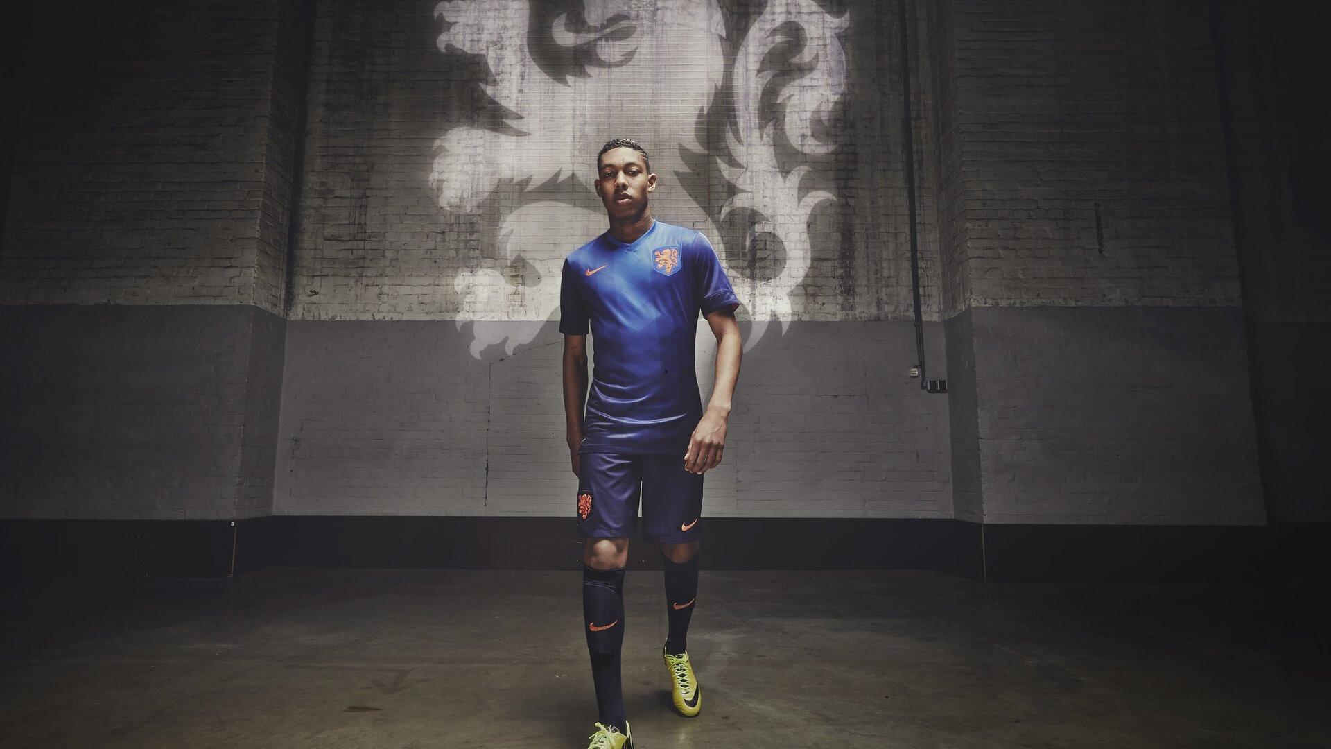 弗格森与达格利什看台重聚，巧克力豆与笑声中的足球温情