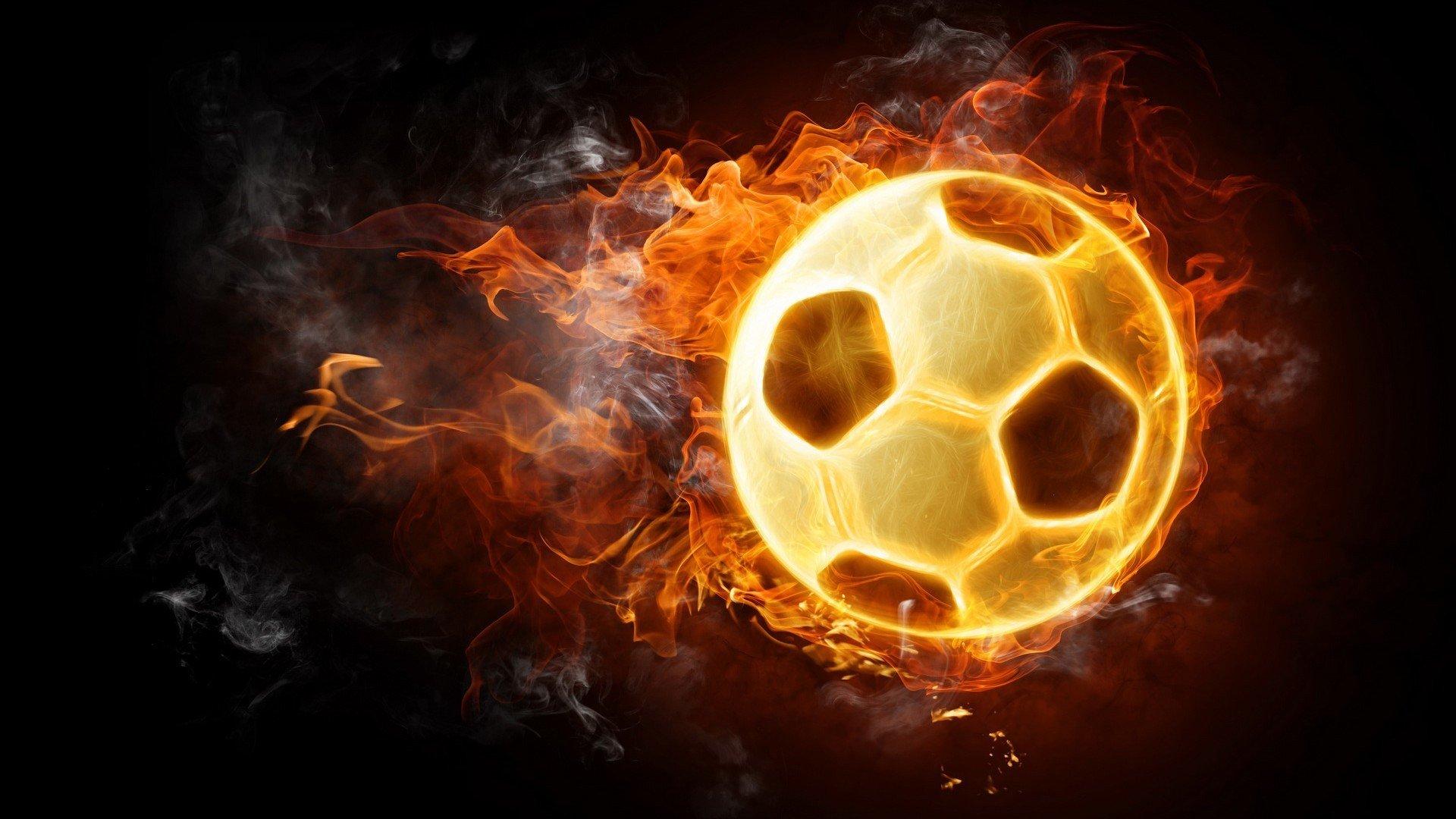 德媒曝于帕梅卡诺薪资与解约条款诉求 拜仁慕尼黑面临续约关键抉择