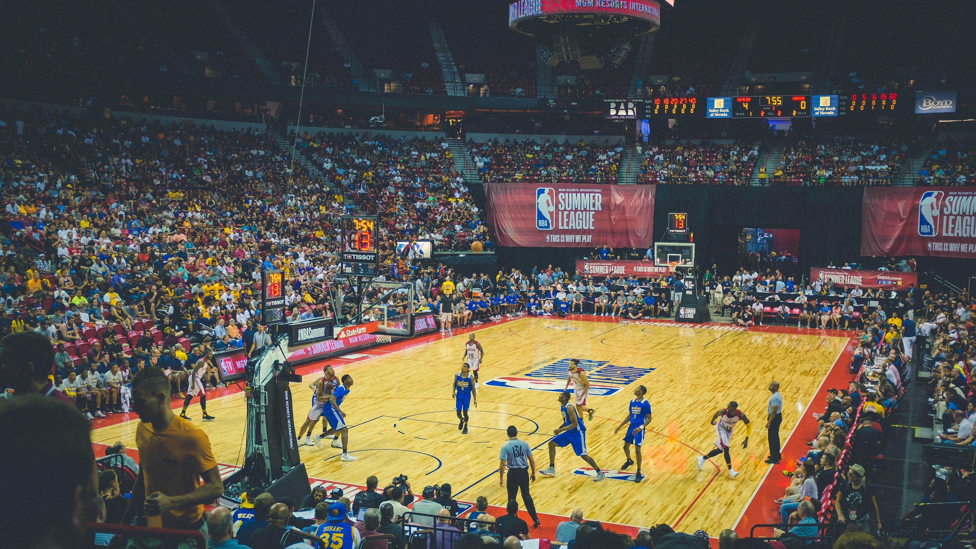 凯恩盛赞队友卡尔潜力无限 预言其有望跻身德国世界杯阵容